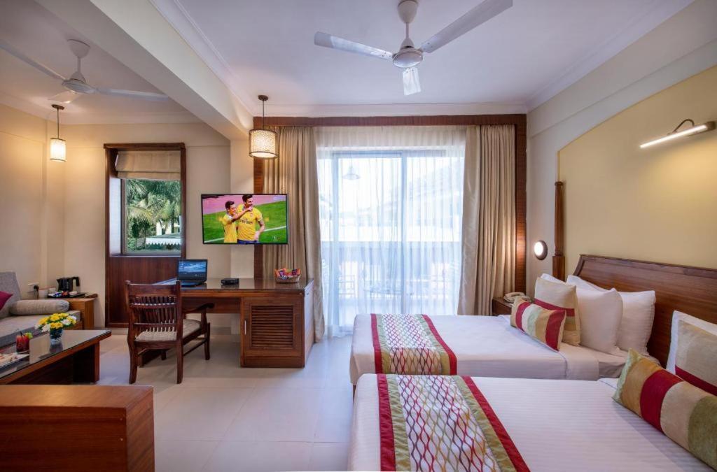 Sea Breeze Max Resort&Spa Madgaon Exterior foto