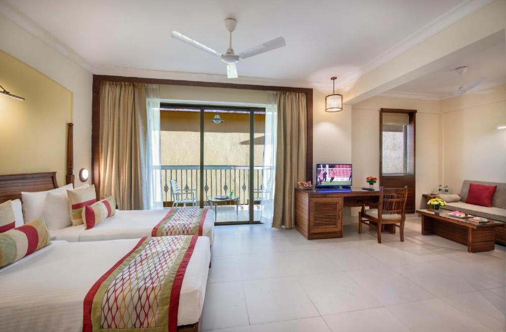 Sea Breeze Max Resort&Spa Madgaon Exterior foto