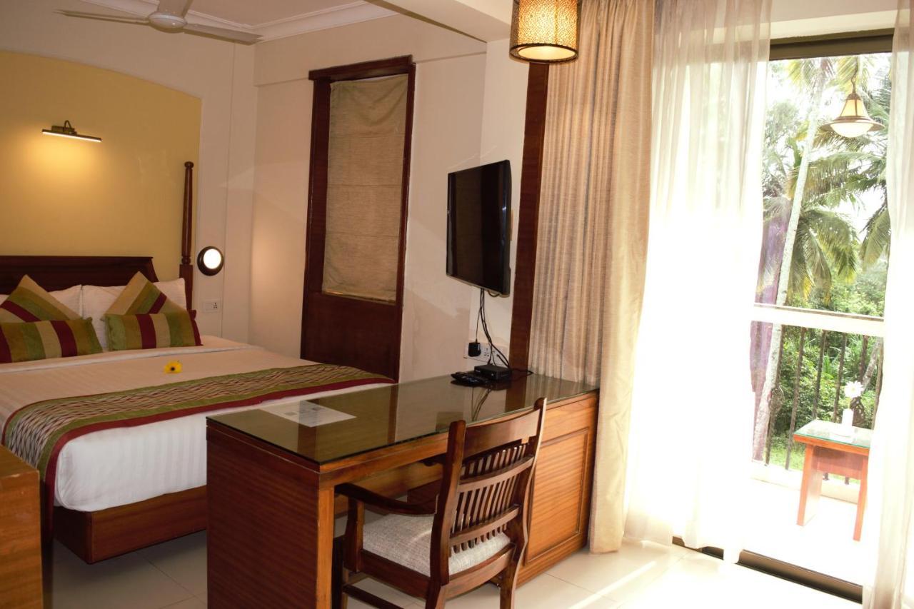 Sea Breeze Max Resort&Spa Madgaon Exterior foto